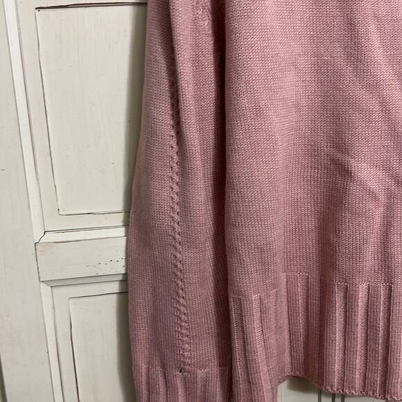 NWT &Merci En Merci size medium pink sweater opening in back - Picture 2 of 5